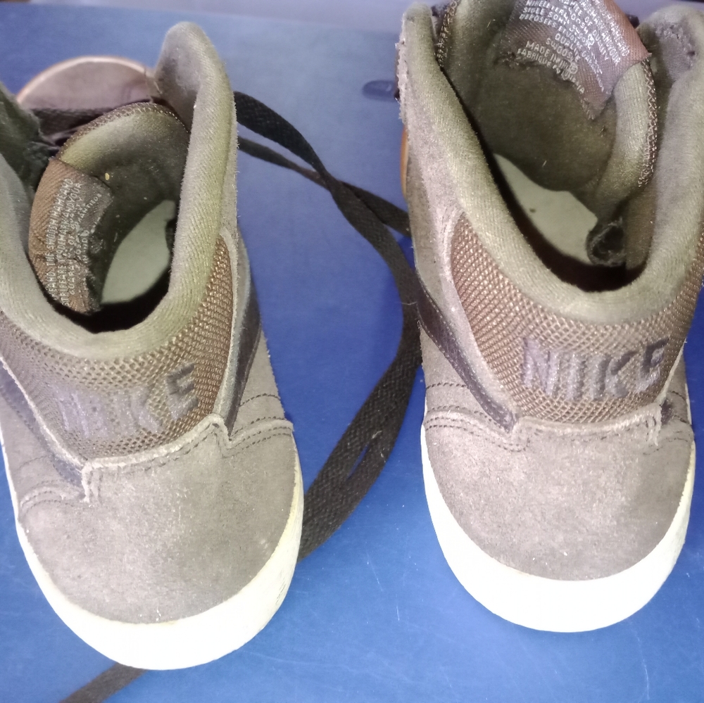 Nike SB Bruin Hi Skate Shoe - Picture 5 of 8